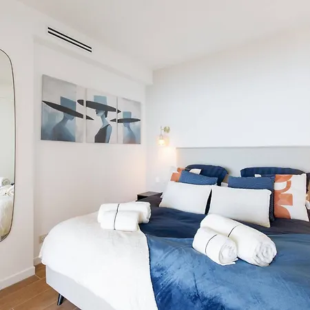 Les Pins Luxueuse Front De Apartment *